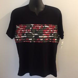 Black designed Large INC T-shirt